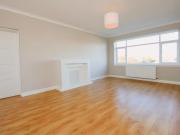 4Bedrooms, 2Bathrooms