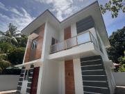 4Bedrooms House and Lot for Sale in Villa Angela Bacolod...