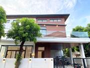 4BR House and Lot for Sale at Yakal St. Molave Park...