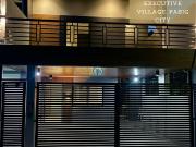 4BR HOUSE AND LOT FOR SALE IN GREENWOODS EXECUTIVE...