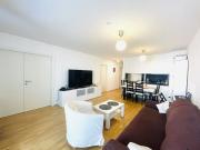 4er WG geeignet / 5 Zimmerwohnung mit Balkon und Loggia...