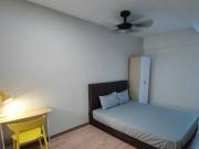 4mins to Kentomen MRT ‍♂️ Room with Toilet at Jalan...