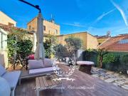 ? 4P EN RDC QUAI SAINT PIERRE / SECTEUR PORT