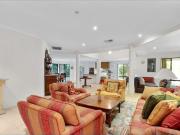 4x2 House at great location, like new paint.