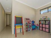 Spacious 4 Bedroom Home in Emerald Park Estate