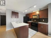 4xx 933 HORNBY STREET