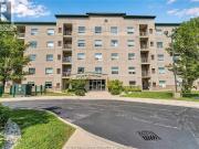 5000 WYANDOTTE Unit# 518