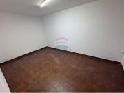 500 Área Útil Casa Alugar, 4 Dormitórios localizado em...