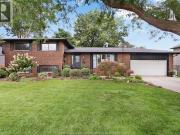 500 Bartlet Drive, Windsor, ON, N9G 1V2 house for sale |...