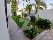 500 Sq Yard Two Unit Architect Designed Fully Furnished... 500 Sq Yard Two Unit Architect Designed Fully Furnished...