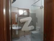 500 Sq Yards Well Maintained House For Rent In DHA Phase 8