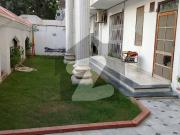 500 Sq. Yd Bungalow For Rent In Gulshan Block 7