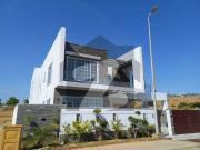500 Square Yard Villa FOR SALE, At Main Jinnah Avenue,...
