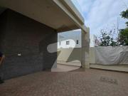 500 Yard Bungalow Ph8 5 Bedroom DHA Phase 8