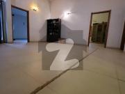 500 Yard Comercial Use Bungalow For Rent In Clifton...