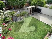 500 Yards Bungalow In DHA Phase 6 Away From Sea. 5...