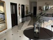 500 Yards Slightly Used Bungalow Available For Rent DHA...