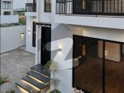 500 Yards Top Quality Architect Built Bungalow With Pool...