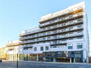 501 High Road, Ilford IG1, 2 bed flat to rent, £1,750...