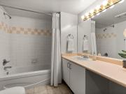 504 789 DRAKE STREET, Vancouver, BC V6Z 2N7 Condo For...