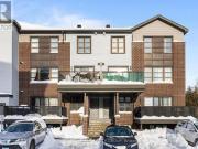 504 Clearbrook Drive, Ottawa, ON, K2J 5X5 townhouse for...
