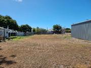 506m2 BLOCK IN QUEENS BEACH