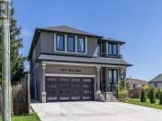 5074 Kalar Road, Niagara Falls, ON, L2H 1T2 house for sale.