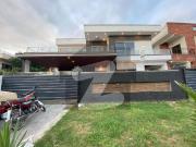 50*90 1 kanal Triple Stories House Available For Rent G 13/4