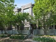 50 315 Village Green Square