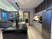 50B Penthouse Le Pont Residences