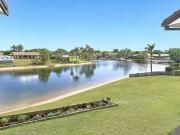 5/10 Dunlop Court, Mermaid Waters, QLD 4218