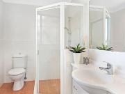 5/118 Ridgeway Avenue, SOUTHPORT, QLD 4215