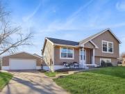 5132 Westwood Dr, West Des Moines, IA 50265
