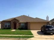 516 Ashdale Dr, Fort Worth, TX 76140