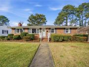 516 Woodview Ave, Norfolk, VA 23505