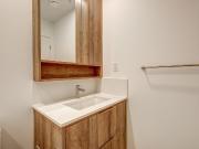 517 3 MALSUM DRIVE, North Vancouver, BC V7G 0B5 Condo...