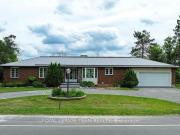 517 Donald B. Munro Drive, Ottawa, ON, K0A 1L0 house for...