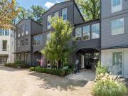 518 Bismark Road NE