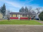 519 Cochin Avenue, Meadow Lake, SK, S9X 1B4 house for sale.