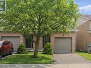 51 26 Moss Boulevard, Hamilton, ON, L9H 6W8 townhouse...