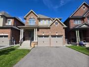 521 Mcgregor Farm Trail, Newmarket, ON, L3X 0H7 house...