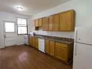 5237 5245 S. Kenwood Avenue 4 Bedroom Apartment for Rent...