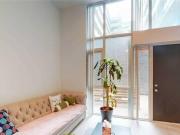 525 Adelaide Street West Toronto ON M5V 1T6 3 Bedroom...