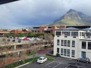 528 m/sq office situated in blackriv.