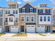 528 Plumleaf Ln, Durham, NC 27703