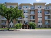 5300 AK Spacious 1 Bedroom + Den in the Beltline –...