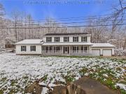 5301 Doc Bailey Rd, Charleston, WV 25313