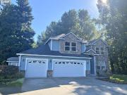 534 NE South Shore Rd, Portland, OR 97211