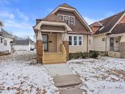 5352 N 39th St, Unit 5352A