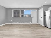 535 The East Mall 3 Bedroom Apartment for Rent at 535...